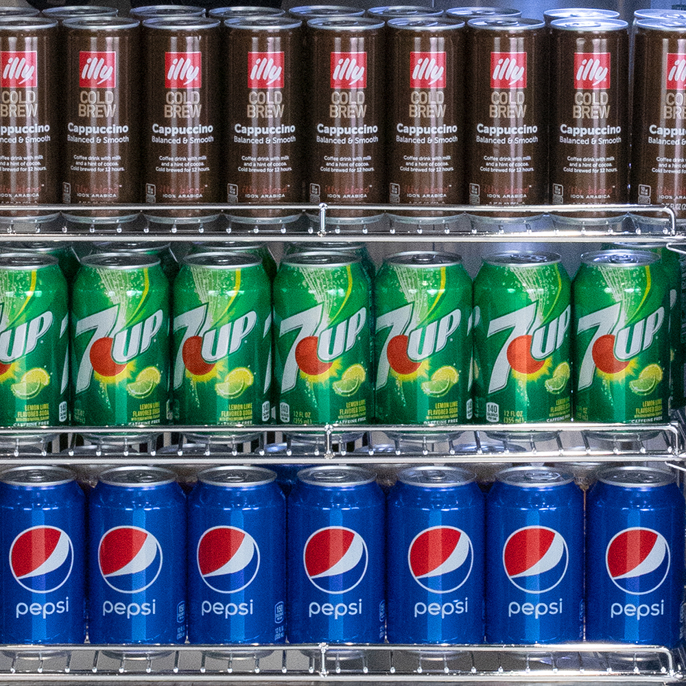 wire shelves for cans and bottles storage